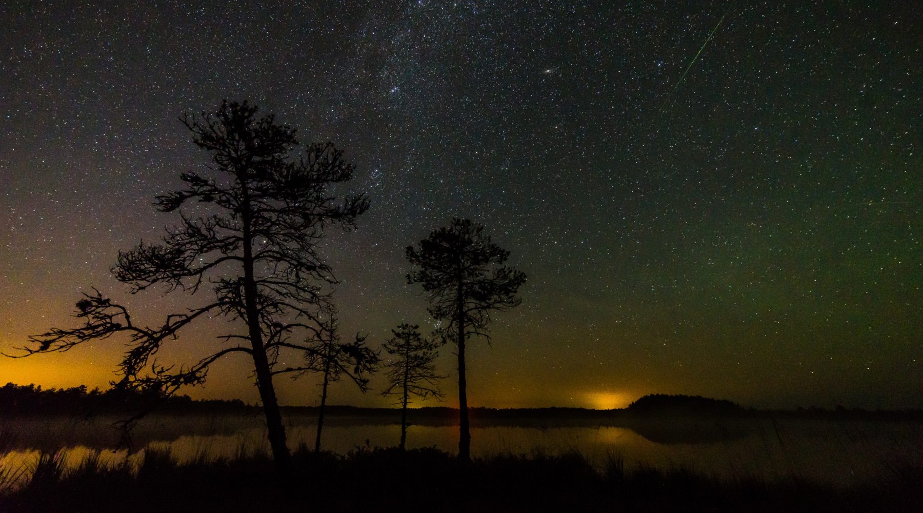 Wide view of the Milky Way over the Dark Sky Reserve
